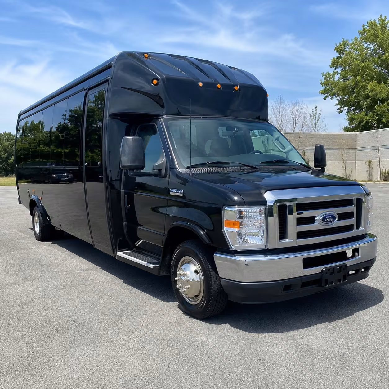 18 passenger party bus